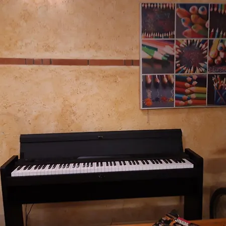 La Petite De Saint-sernin