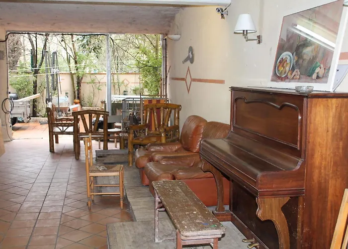 Hostel La Petite De Saint-sernin Toulouse